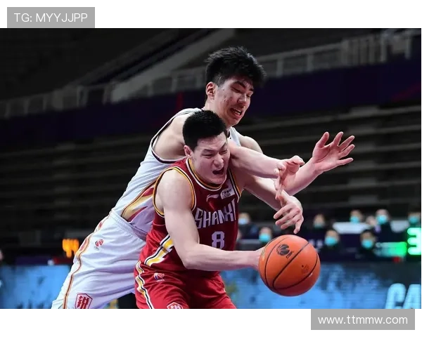 杜伯超收到天津B类续约合同 多支季后赛球队有意引进他 杜伯超收到天津B类续约合同 多支季后赛球队有意引进他
